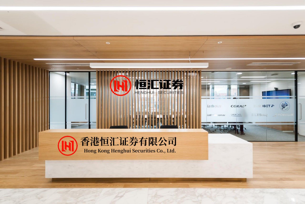 日昇配资APP下载 美股上演“惊魂一跳”！凌晨AI相关板块全线杀跌！美军发动空袭！